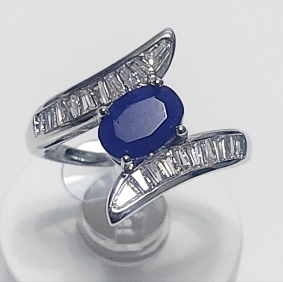 1.75 ctw Sapphire Silver Ring  size 7.25 - Picture 3 of 11